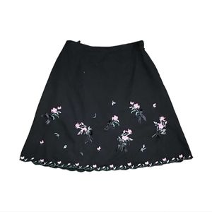 MiX NOUVEAU Black Skirt Scalloped Hem With Pink Embroidered Roses & Ribbon Bows